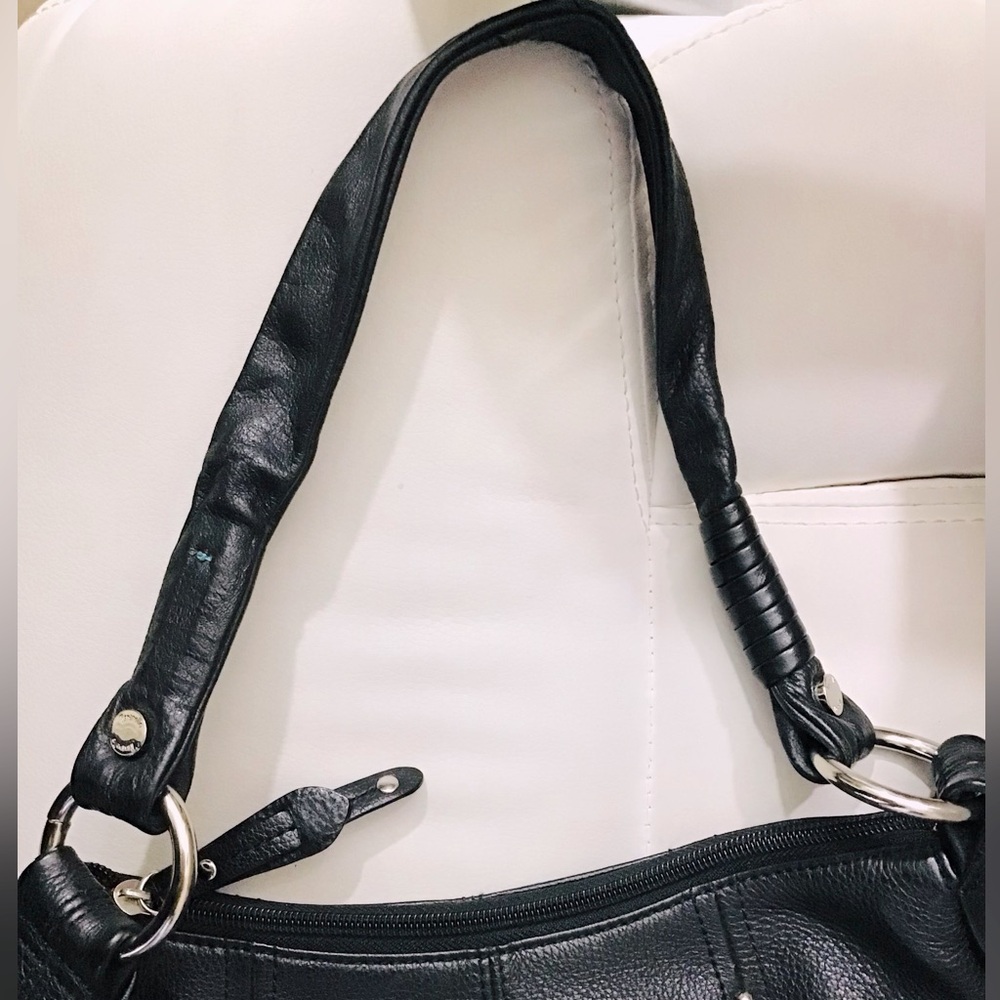 Tignanello Pepple Leather Shoulder Bag Purse - Picture 8 of 14